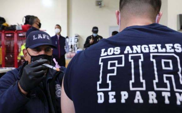 Hiệp hội lính cứu hỏa Los Angeles yêu cầu Thẩm phán đình chỉ lệnh buộc tiêm vaccine