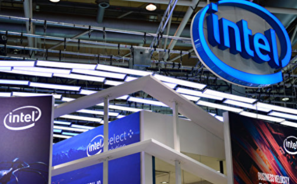 Nhà Trắng không tán thành kế hoạch sản xuất chip ở Trung Quốc của Intel